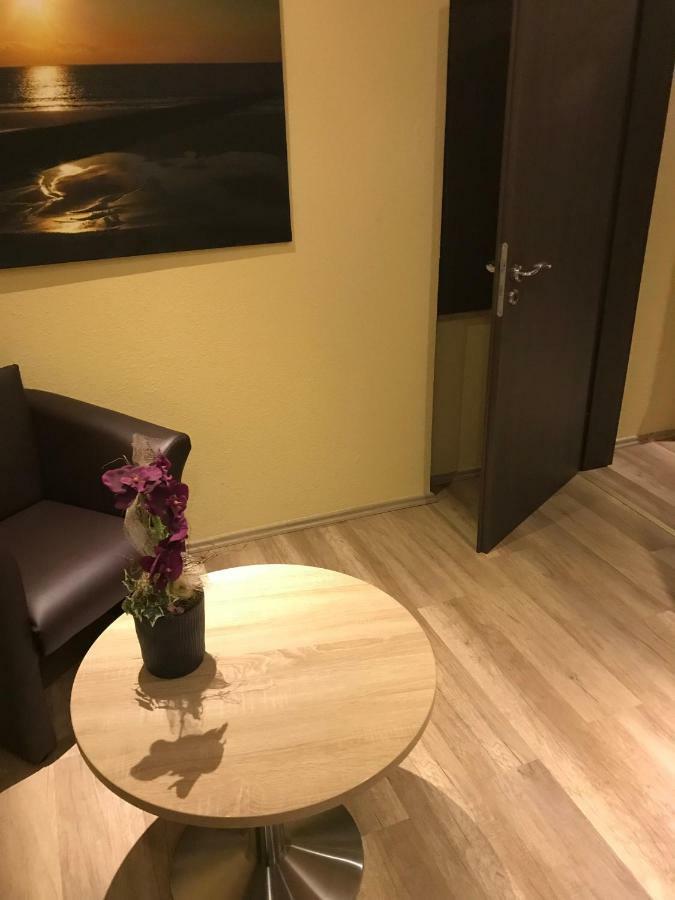 Wolthusen Apartment Emden Luaran gambar